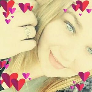 Meet your Posher, Kaci brown